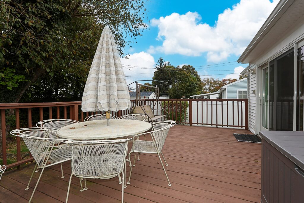 6 Gerhard Rd, Plainview 25-min 6 Gerhard Rd, Plainview 25-min